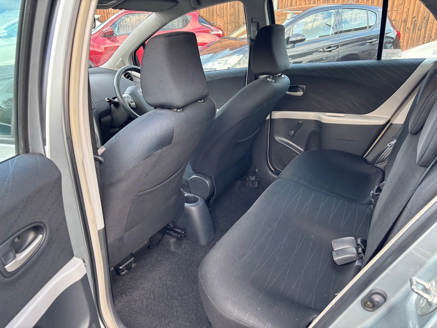 Used Toyota Yaris 2006 for sale - 76720196: Photo 9