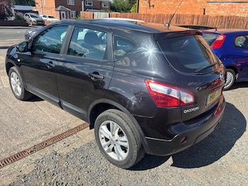 Used Nissan Qashqai 2012 for sale - 79613873: Photo