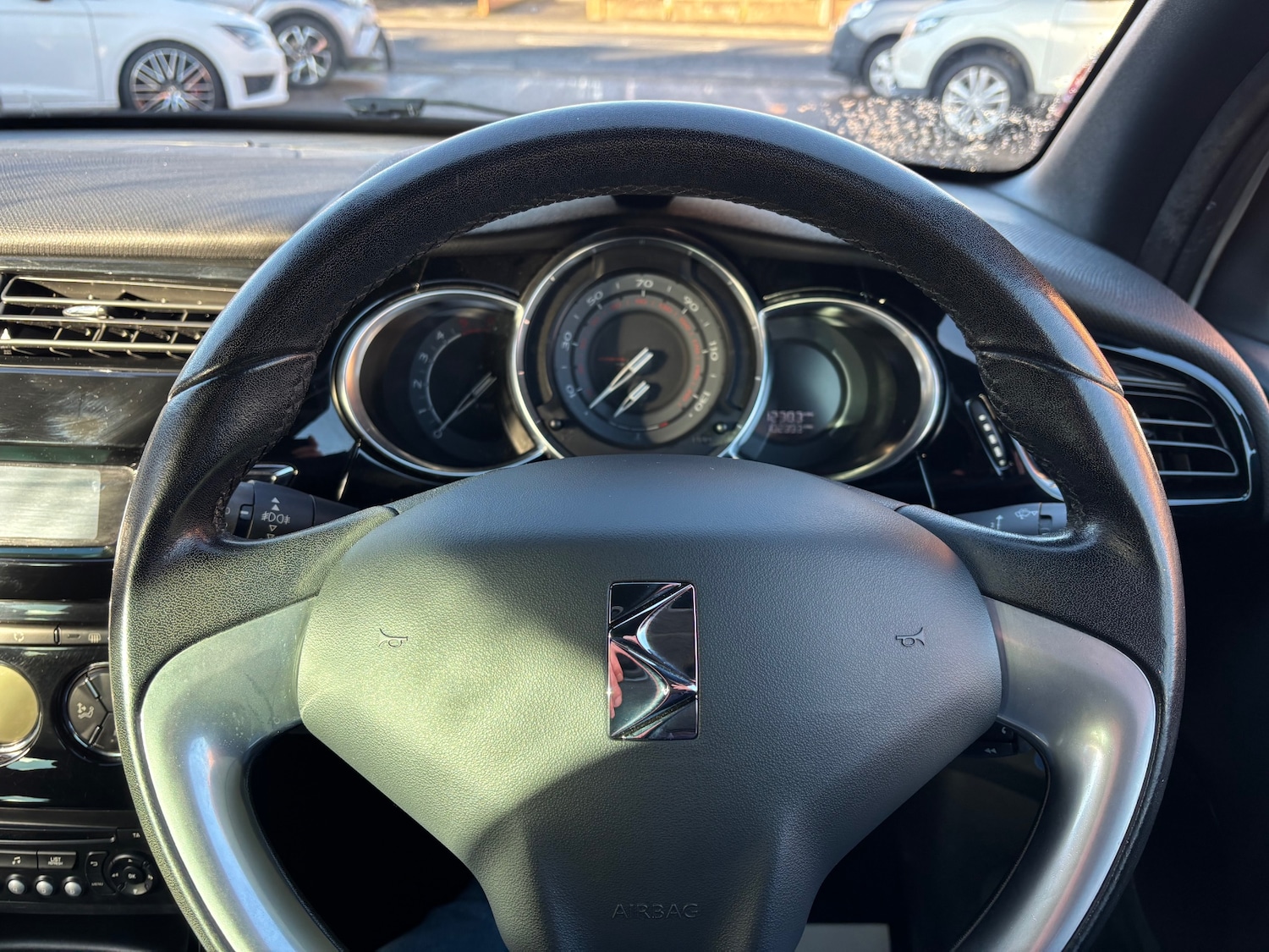 Used Citroen DS3 2014 for sale - 76897151: Photo 10