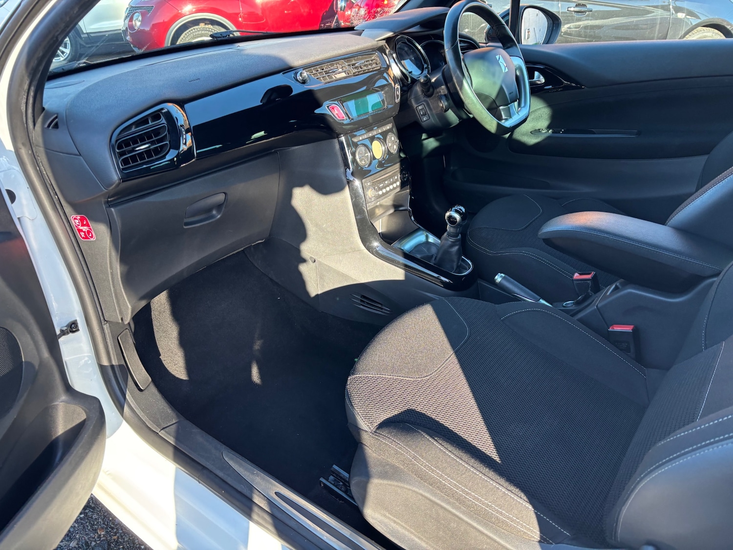 Used Citroen DS3 2014 for sale - 76897151: Photo 12