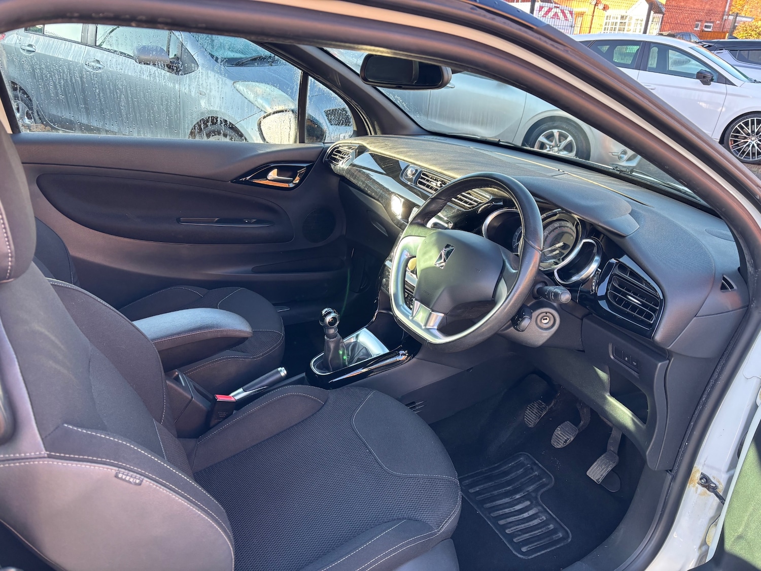 Used Citroen DS3 2014 for sale - 76897151: Photo 7