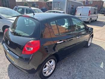Used Renault Clio 2008 for sale - 79223049: Photo
