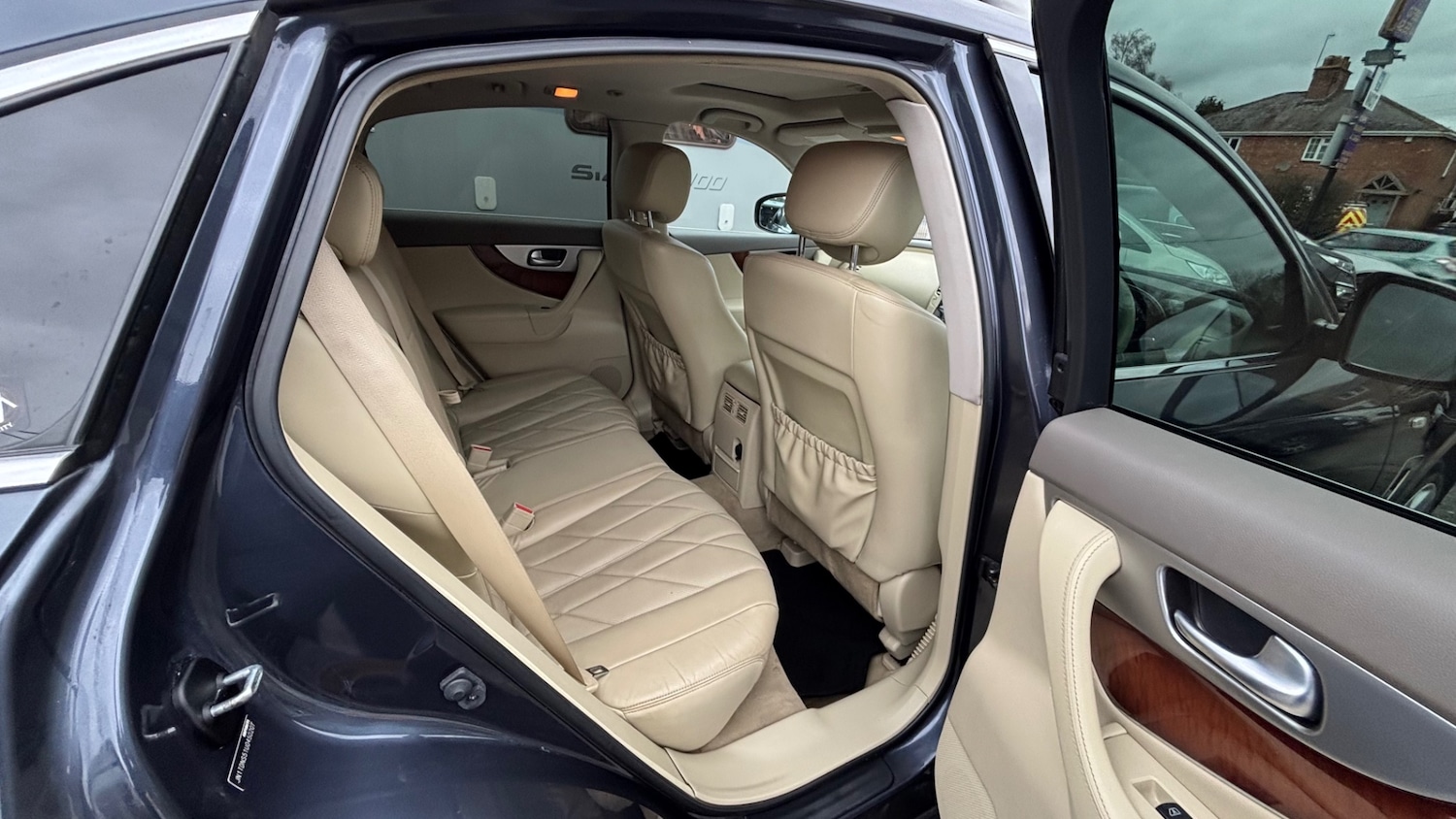 Used Infiniti FX 2011 for sale - 77736165: Photo 10