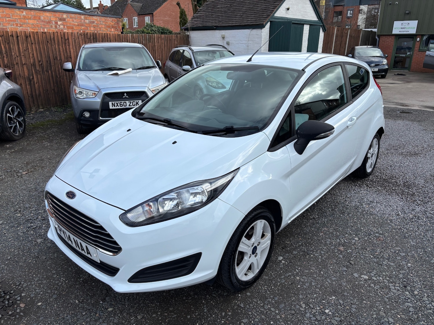 Used Ford Fiesta 2014 for sale - 77660464: Photo 2