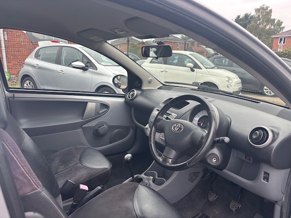 Used Toyota AYGO 2009 for sale - 76245065: Photo 7