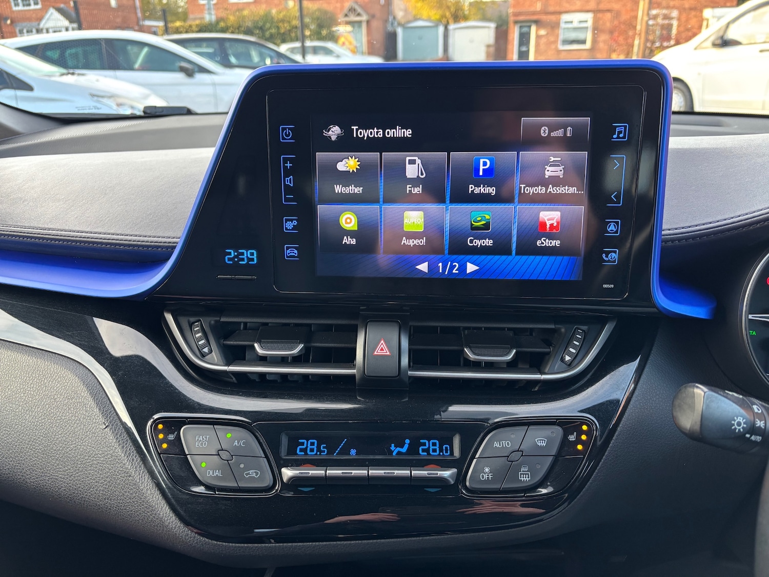 Used Toyota C-HR 2017 for sale - 76653064: Photo 10