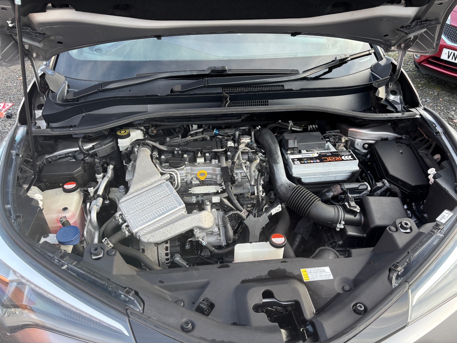 Used Toyota C-HR 2017 for sale - 76653064: Photo 14