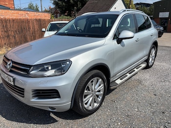 Used Volkswagen Touareg 2013 for sale - 75560311: Photo