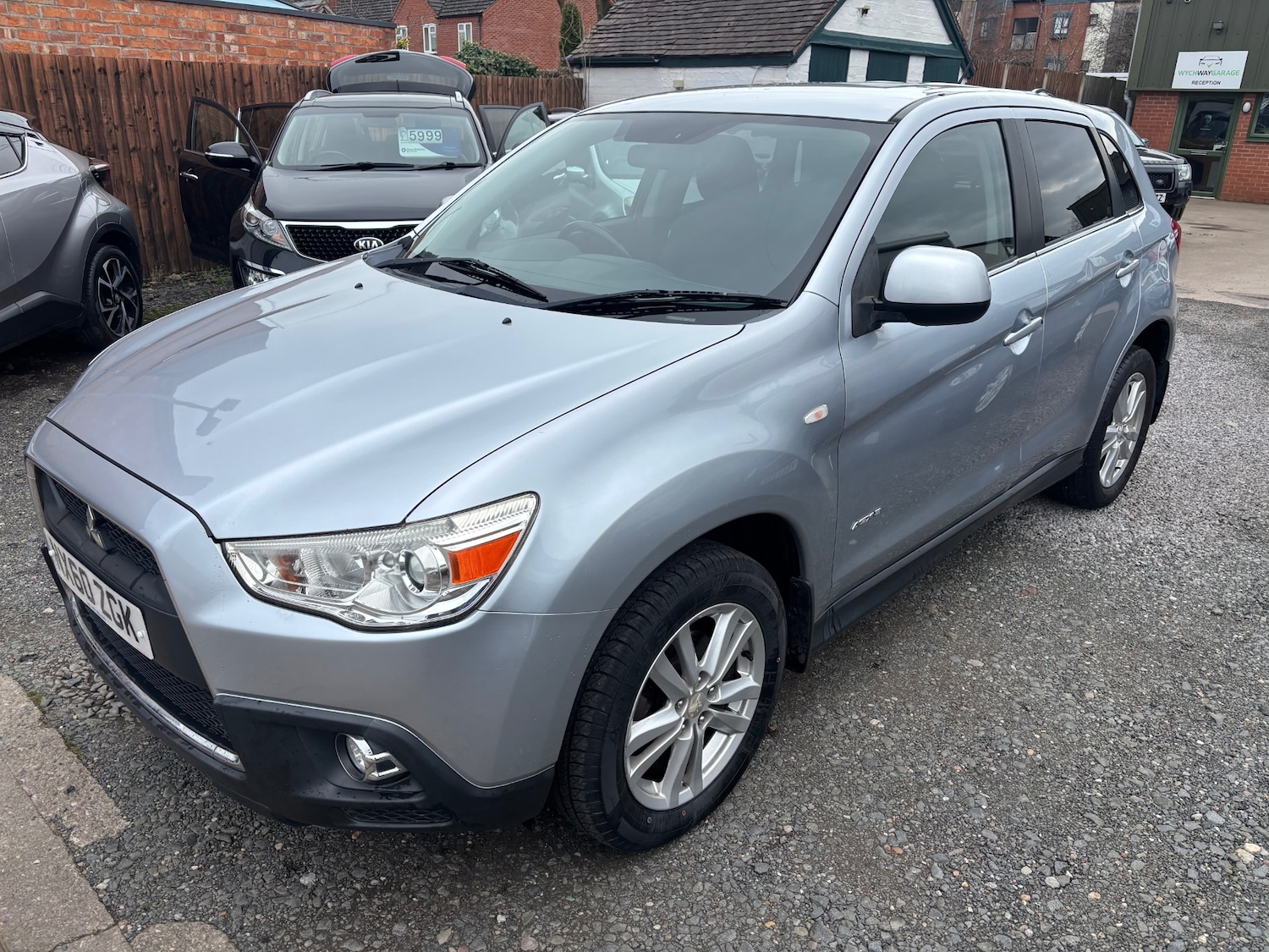 Used Mitsubishi ASX 2010 for sale - 77736070: Photo 2