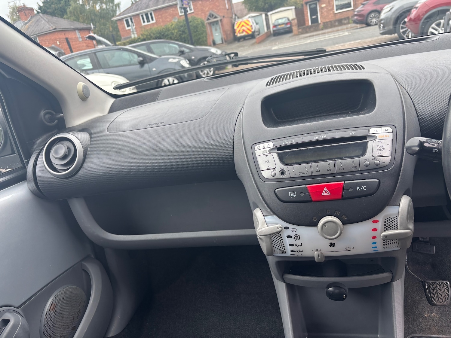 Used Toyota AYGO 2009 for sale - 77340302: Photo 13