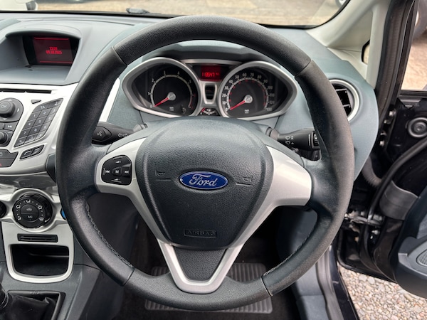 Used Ford Fiesta 2009 for sale - 76237252: Photo 12