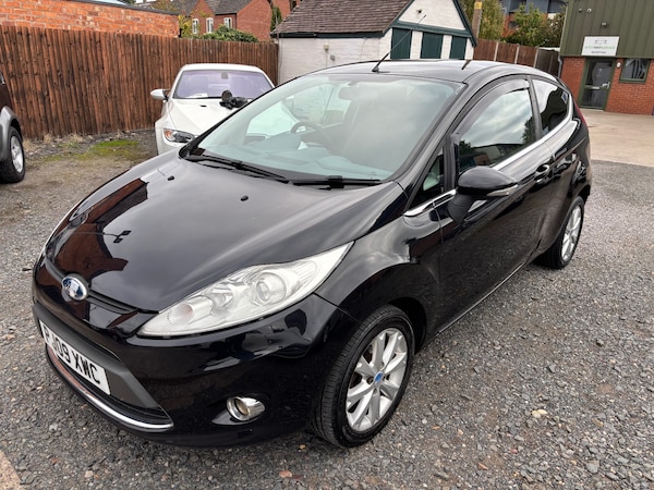Used Ford Fiesta 2009 for sale - 76237252: Photo 2