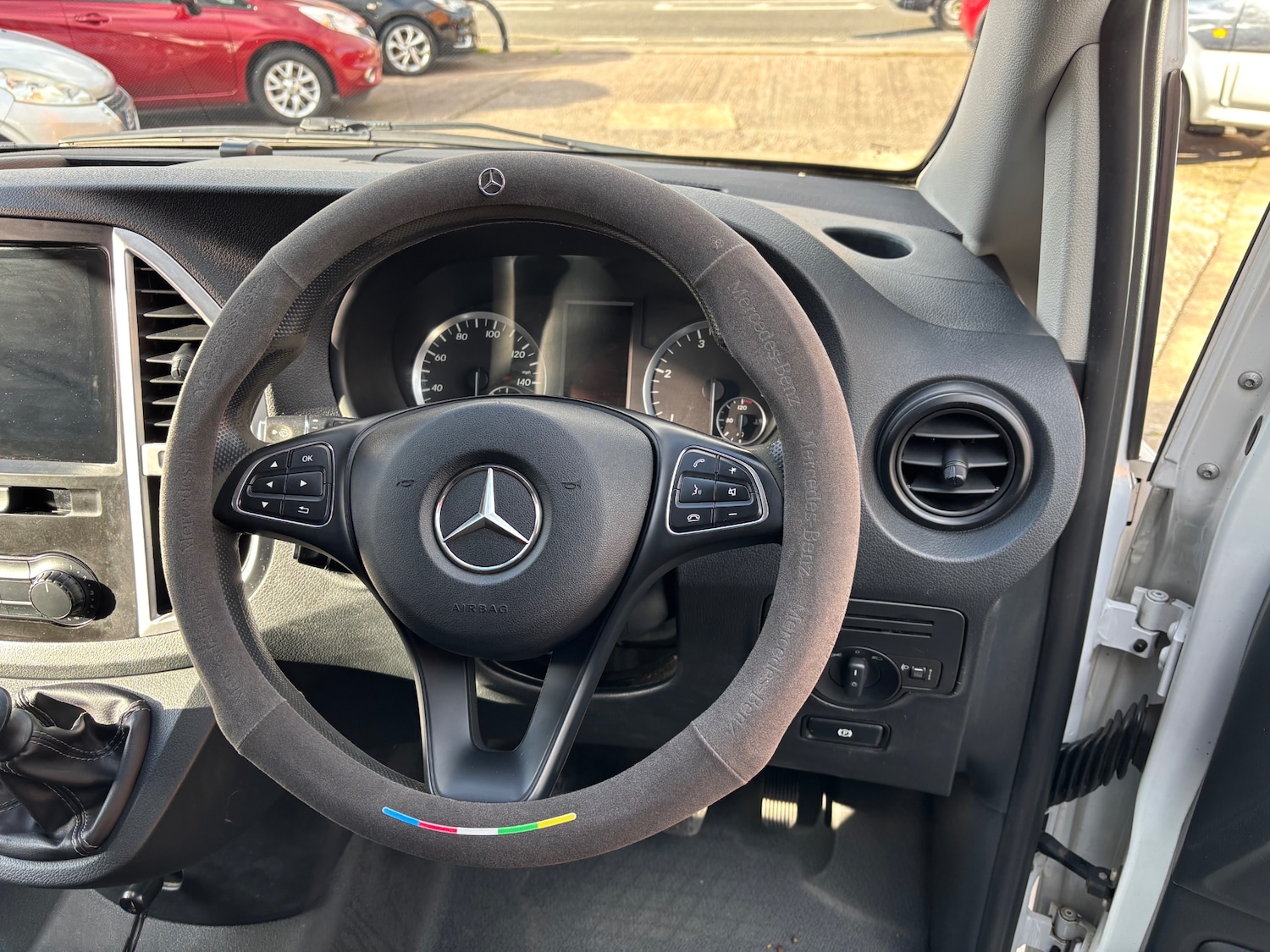 Used Mercedes-Benz Vito 2017 for sale - 76508562: Photo 9