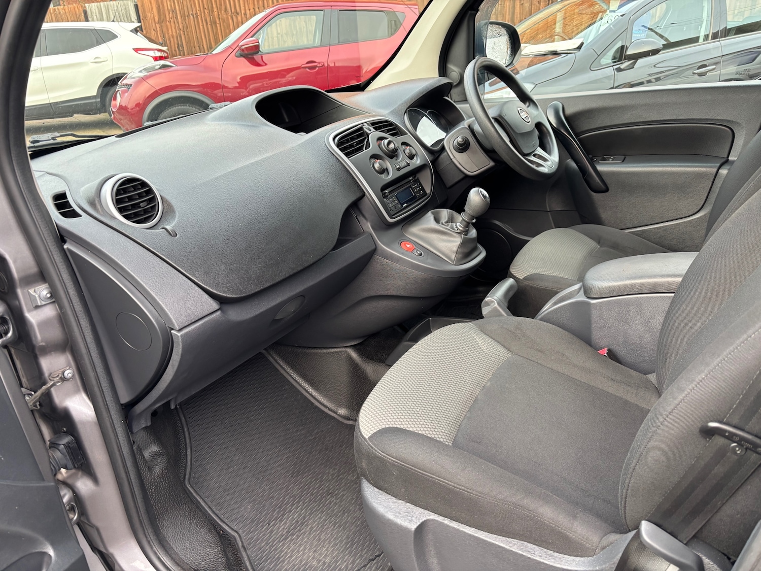 Used Nissan NV250 2021 for sale - 76707613: Photo 8