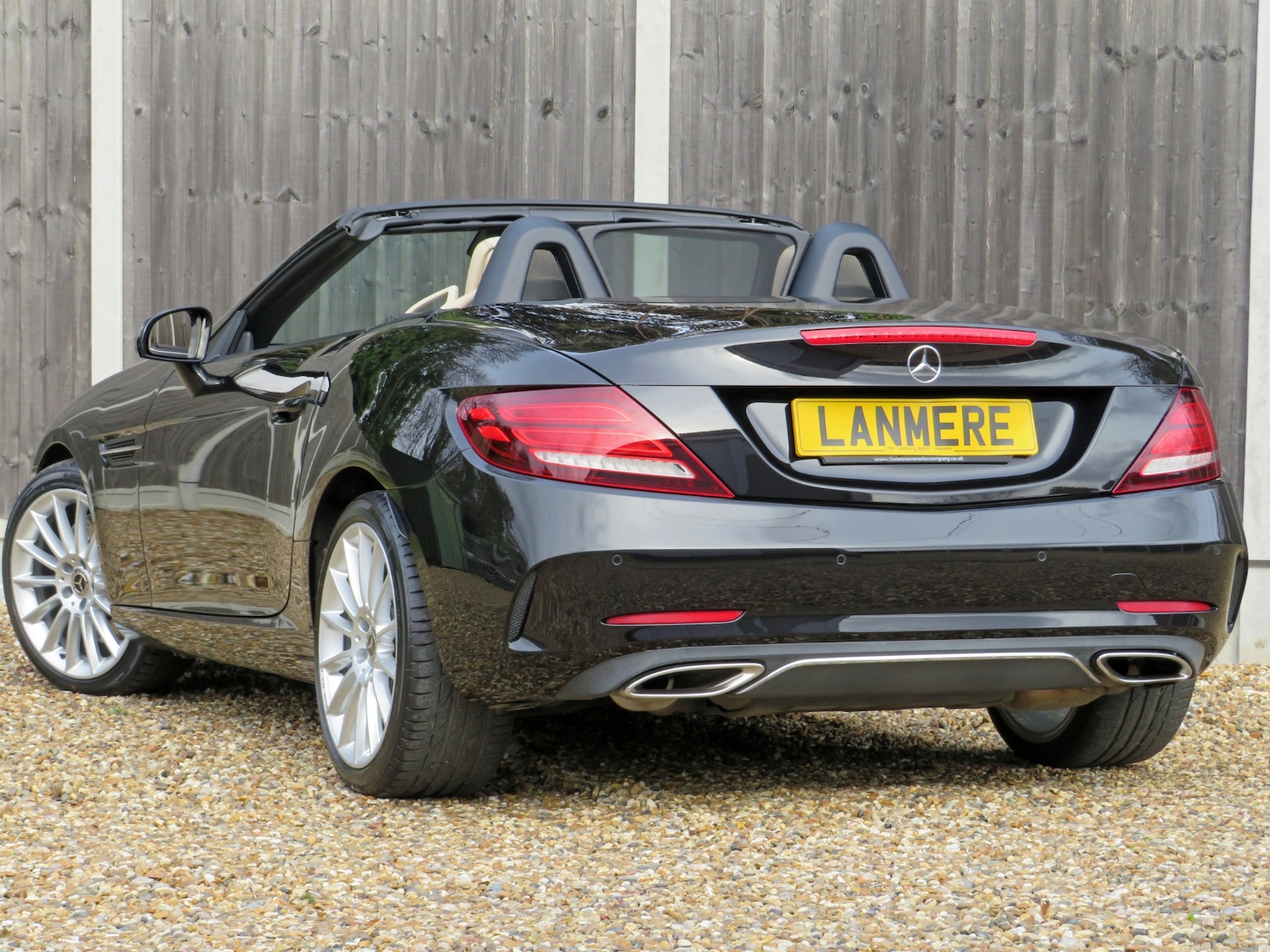 Used Mercedes-Benz SLC 2018 for sale - 77607221: Photo 2