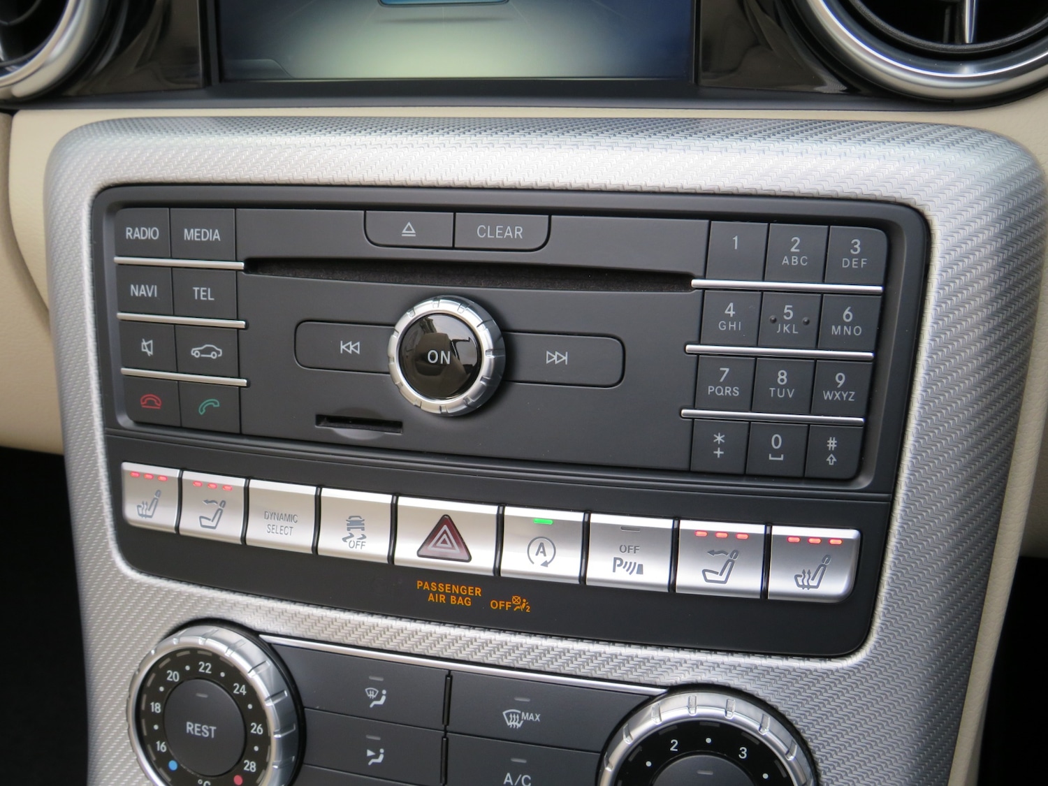 Used Mercedes-Benz SLC 2018 for sale - 77607221: Photo 22