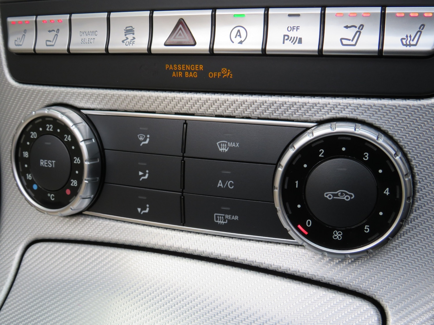 Used Mercedes-Benz SLC 2018 for sale - 77607221: Photo 24