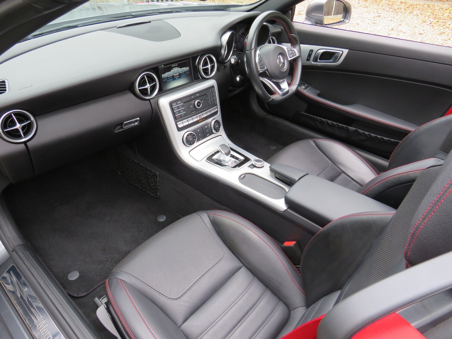 Used Mercedes-Benz SLC 2017 for sale - 75984049: Photo 7