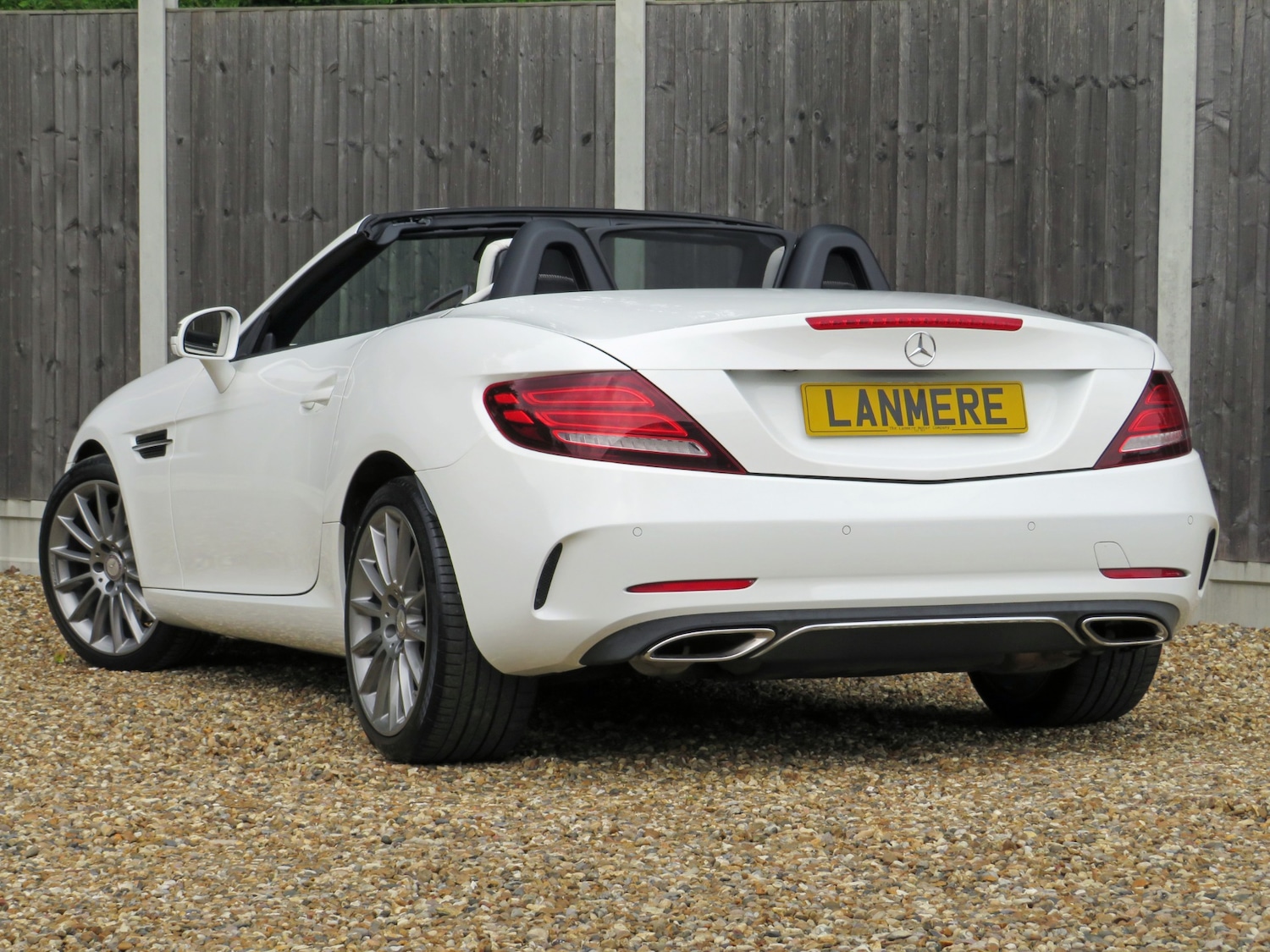 Used Mercedes-Benz SLC 2016 for sale - 77207995: Photo 2