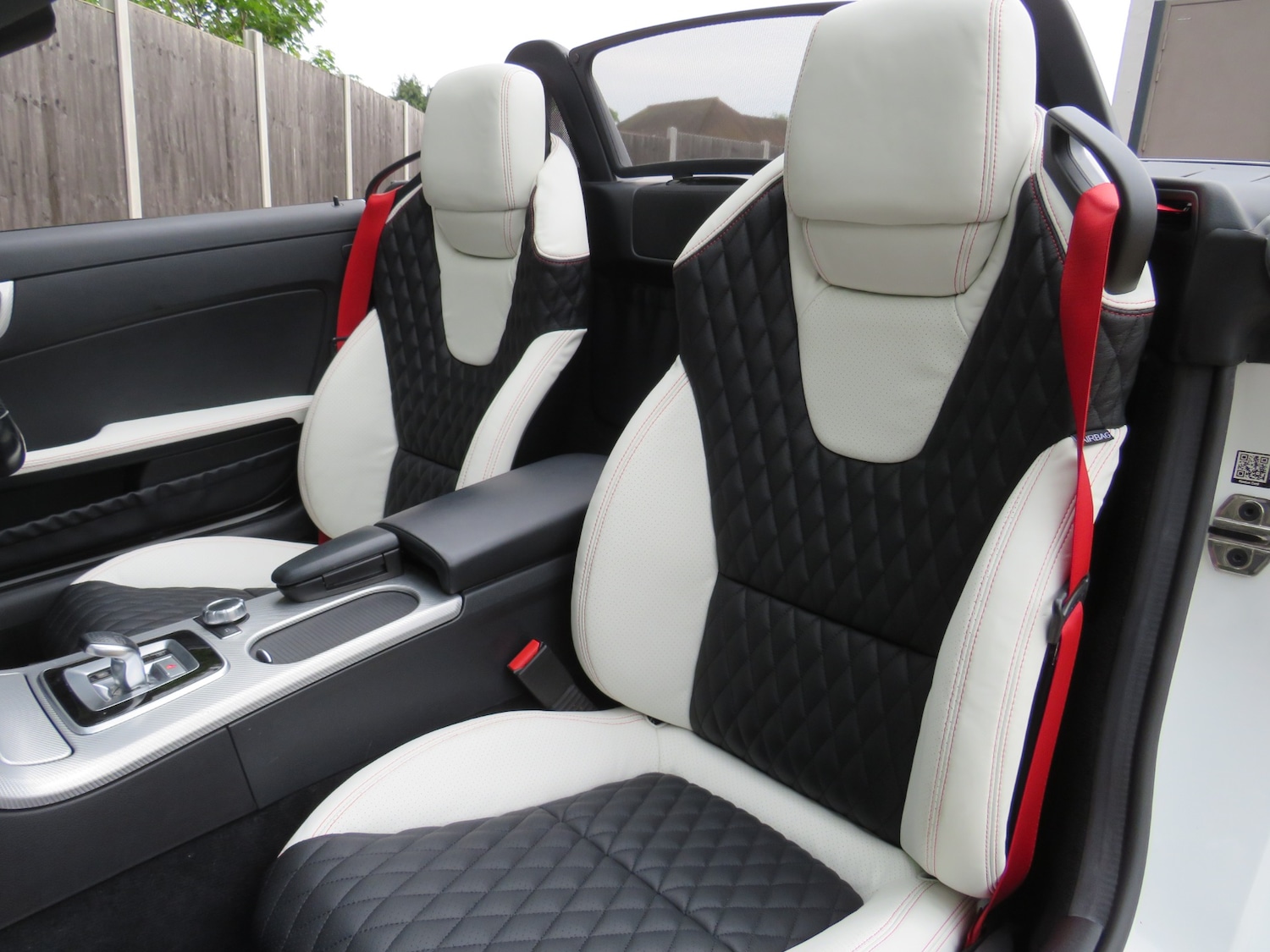 Used Mercedes-Benz SLC 2016 for sale - 77207995: Photo 3