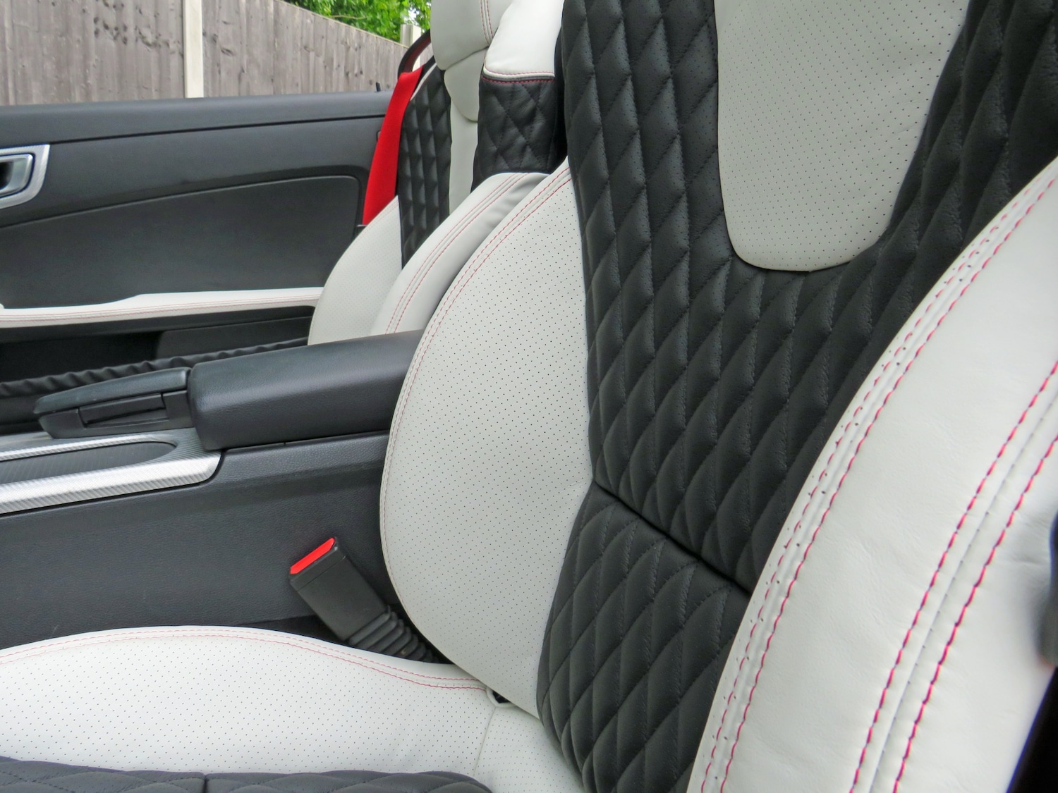 Used Mercedes-Benz SLC 2016 for sale - 77207995: Photo 4