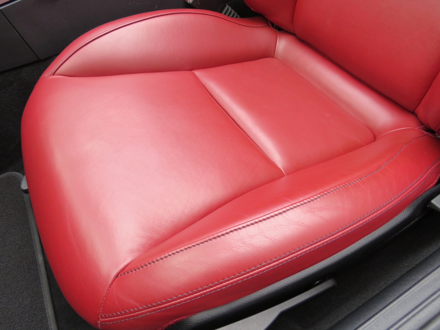 Used Mercedes-Benz SLK 2015 for sale - 76749051: Photo 12