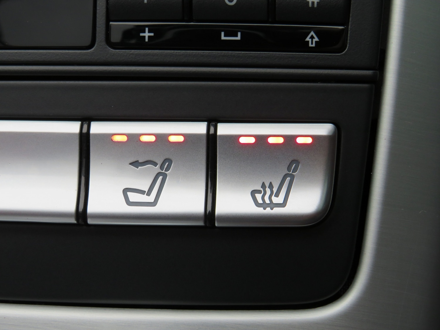 Used Mercedes-Benz SLK 2015 for sale - 76749051: Photo 18