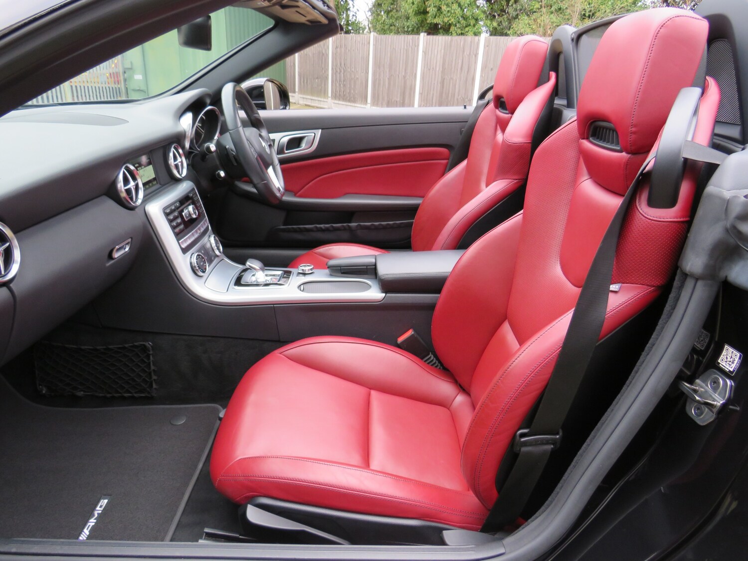 Used Mercedes-Benz SLK 2015 for sale - 76749051: Photo 7