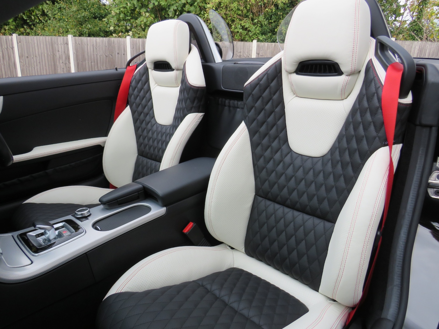 Used Mercedes-Benz SLC 2017 for sale - 75984023: Photo 10