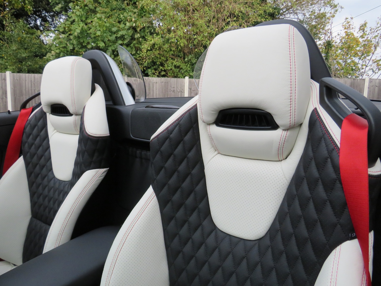 Used Mercedes-Benz SLC 2017 for sale - 75984023: Photo 11