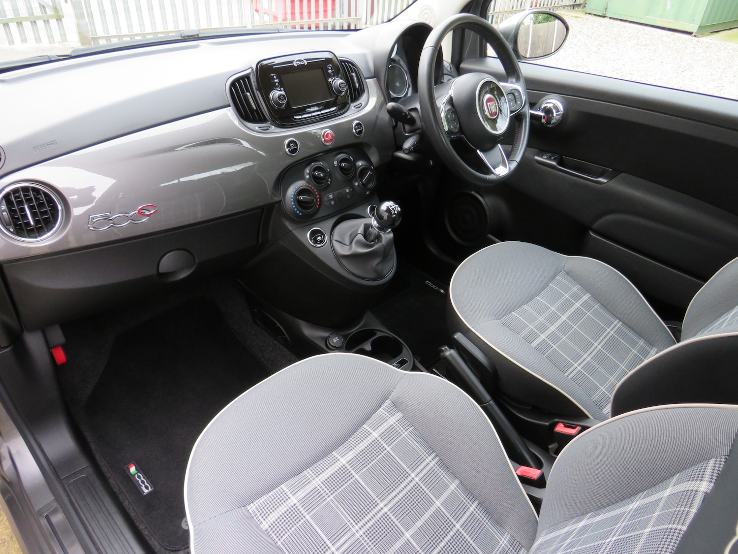 Used Fiat 500 2018 for sale - 77610636: Photo 8