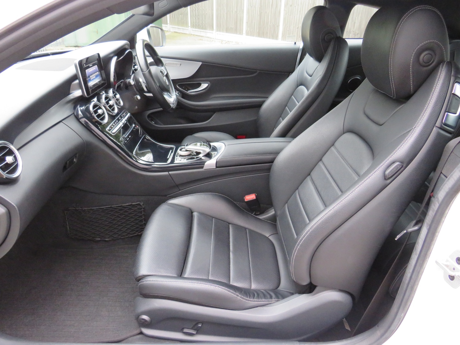 Used Mercedes-Benz C Class 2016 for sale - 76957259: Photo 6