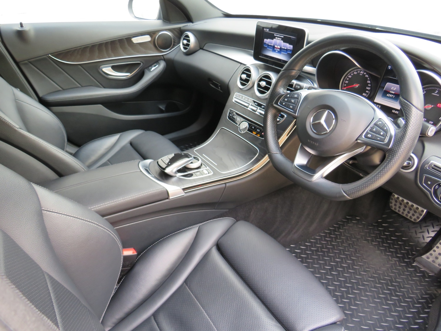 Used Mercedes-Benz C Class 2017 for sale - 77298623: Photo 5