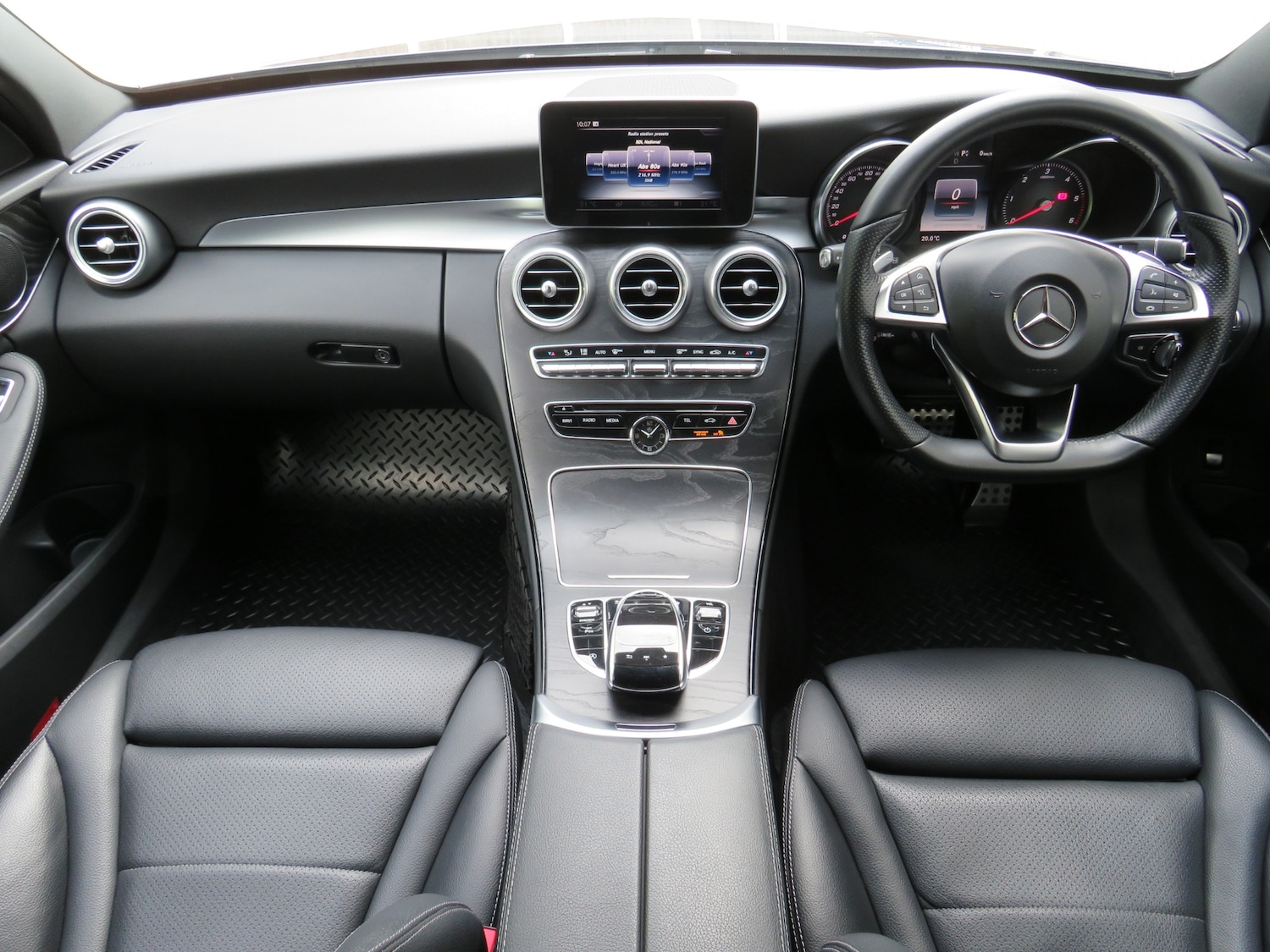 Used Mercedes-Benz C Class 2017 for sale - 77298623: Photo 6