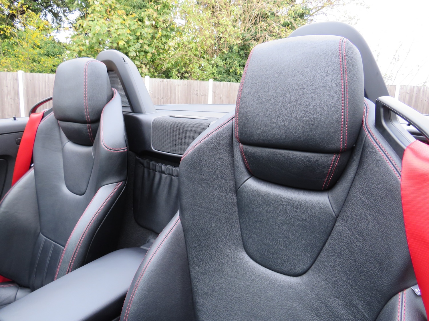 Used Mercedes-Benz SLK 2015 for sale - 76492337: Photo 10