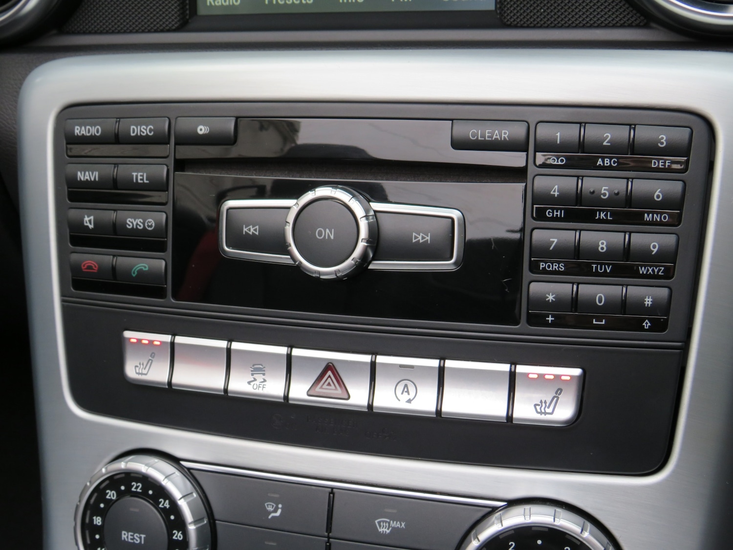 Used Mercedes-Benz SLK 2015 for sale - 76492337: Photo 15