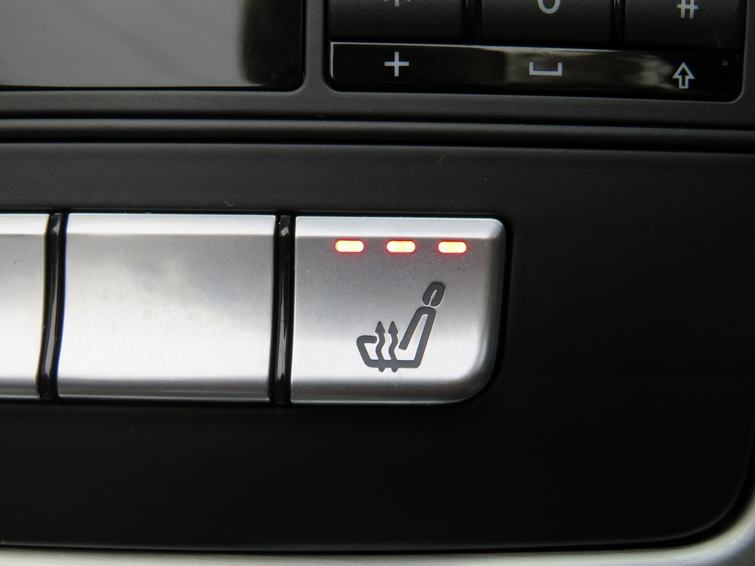 Used Mercedes-Benz SLK 2015 for sale - 76492337: Photo 17