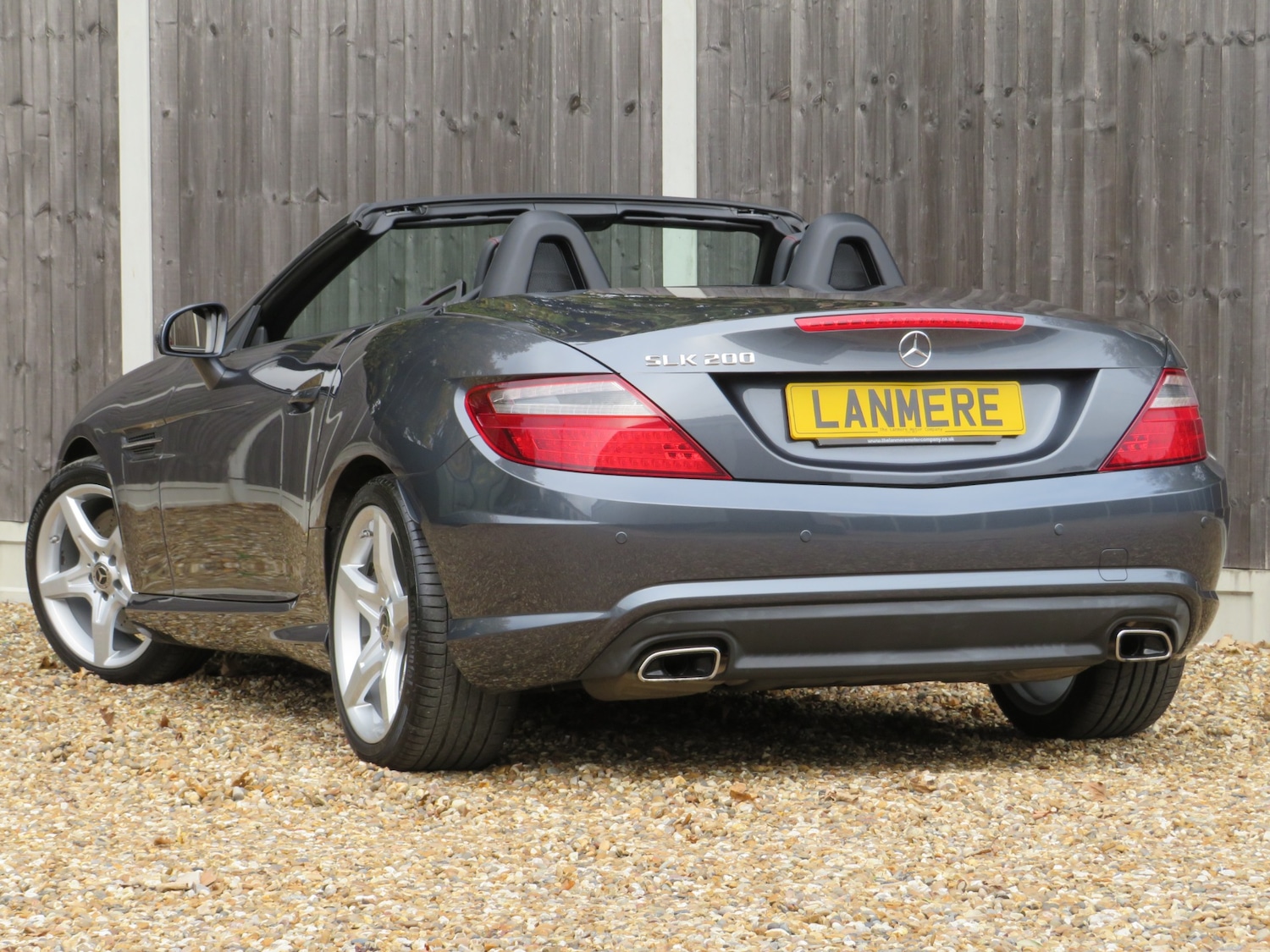 Used Mercedes-Benz SLK 2015 for sale - 76492337: Photo 2