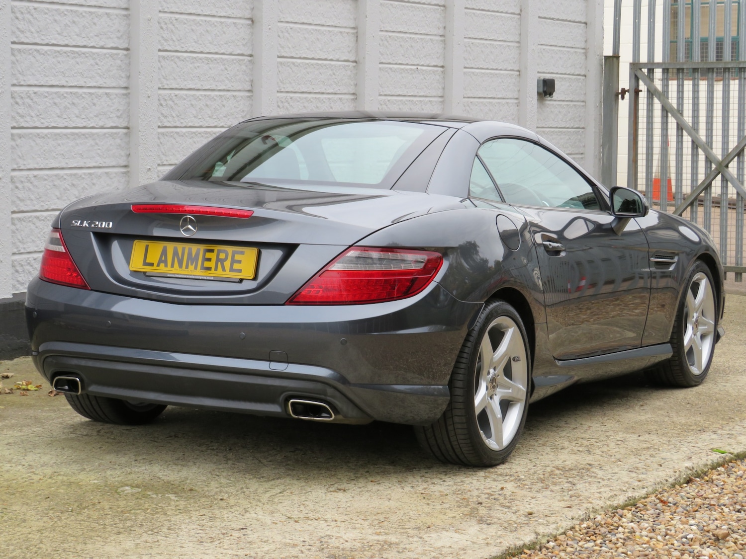 Used Mercedes-Benz SLK 2015 for sale - 76492337: Photo 40