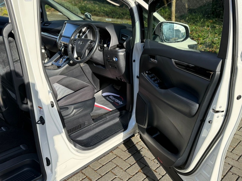 Used Toyota Alphard 2025 for sale - 78201392: Photo 34