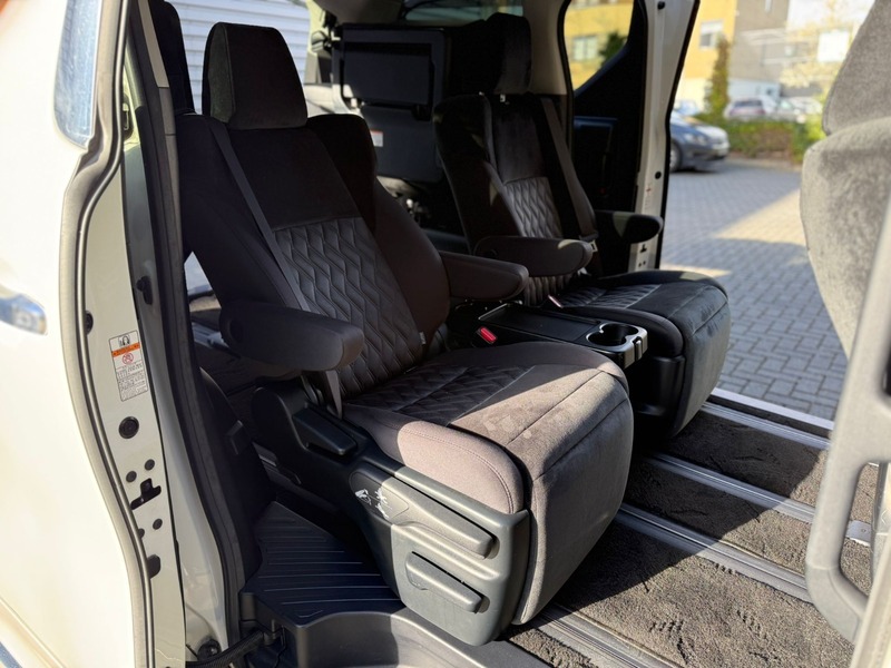 Used Toyota Alphard 2025 for sale - 78201392: Photo 4
