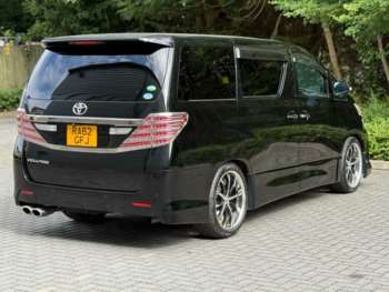 Used Toyota Vellfire  for sale - 75037394: Photo
