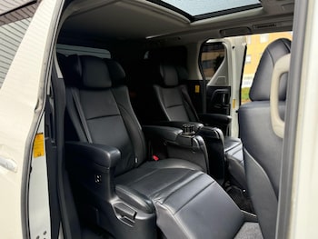 Used Toyota Vellfire 2013 for sale - 78518355: Photo