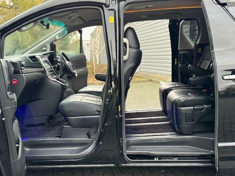 Used Toyota Vellfire 2013 for sale - 76798944: Photo 13