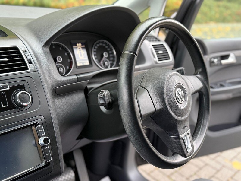 Used Volkswagen Touran 2014 for sale - 76292249: Photo 15