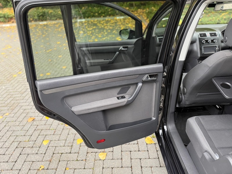 Used Volkswagen Touran 2014 for sale - 76292249: Photo 29