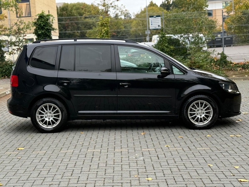 Used Volkswagen Touran 2014 for sale - 76292249: Photo 9