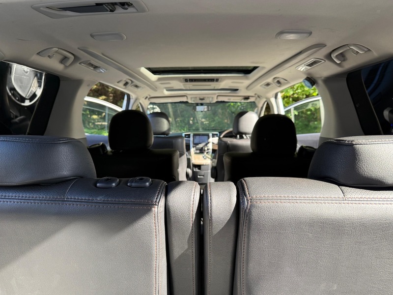 Used Toyota Vellfire 2011 for sale - 76264329: Photo 29