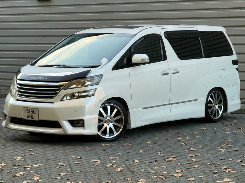 Used Toyota Vellfire 2011 for sale - 76264329: Photo 3