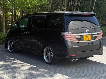 Used Toyota Vellfire 2012 for sale - 78497126: Photo